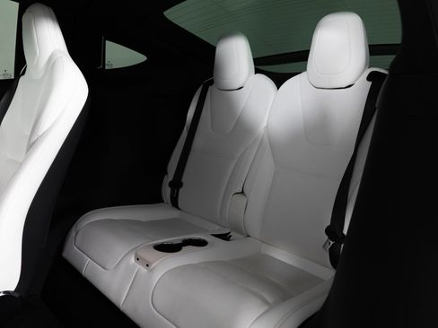 Used 2023 Tesla Model X Plaid image 20