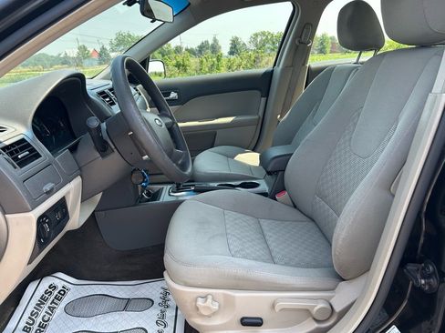 Used 2010 Ford Fusion SE image 12