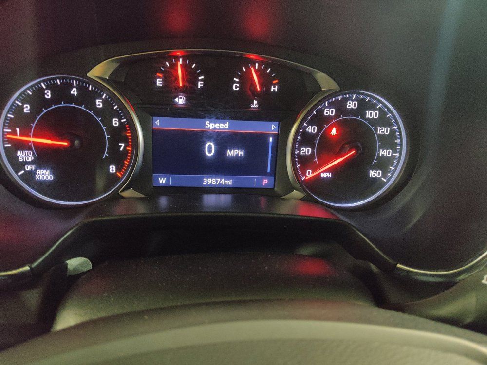 Used 2025 Chevrolet Blazer LT FWD image 23