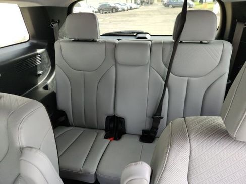 Used 2025 Hyundai Palisade SEL AWD/4WD image 20