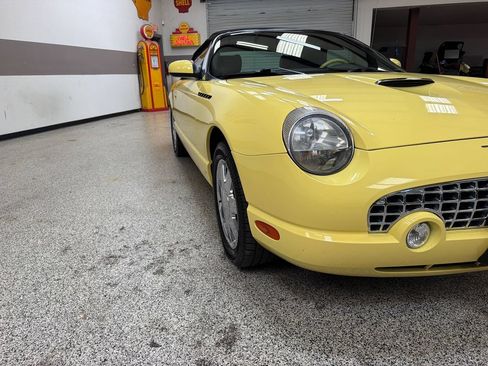 Used 2002 Ford Thunderbird RWD image 14