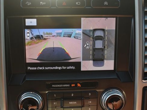 Used 2020 Ford F150 King Ranch w/ Equipment Group 601A Luxury AWD/4WD image 27