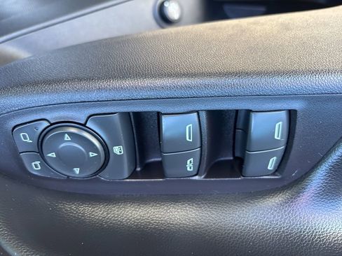 Certified 2020 Chevrolet Equinox LT image 24