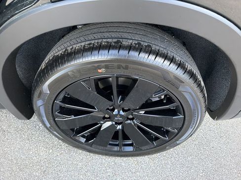 New 2026 Mitsubishi Outlander LE AWD/4WD image 12