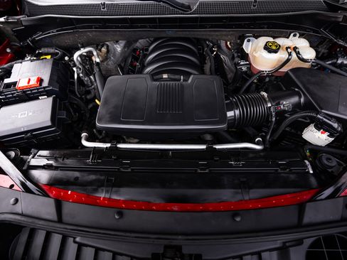 Used 2022 Chevrolet Tahoe Z71 w/ Luxury Package image 21