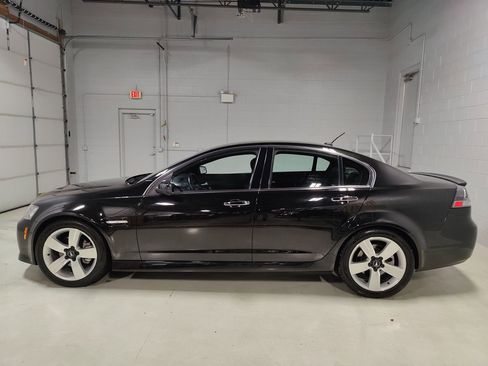 Used 2009 Pontiac G8 GT w/ Premium Package image 18