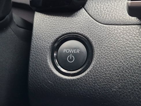 Used 2025 Toyota Camry LE FWD image 19