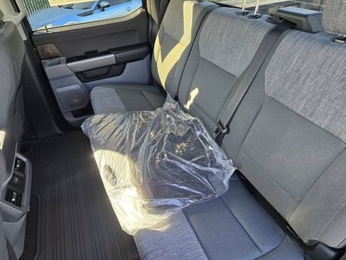 New 2026 Ford F250 XLT w/ XLT Premium Package AWD/4WD image 15