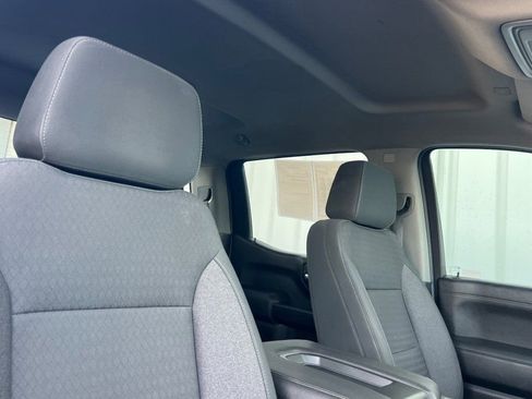 Used 2021 Chevrolet Silverado 1500 LT image 13