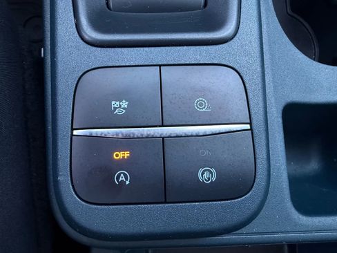 Used 2024 Ford Maverick Lariat w/ Black Appearance Package AWD/4WD image 21