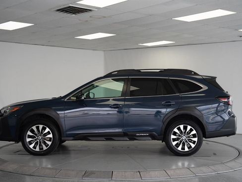 Used 2024 Subaru Outback Limited AWD/4WD image 4