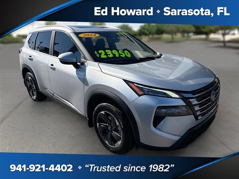 Used 2024 Nissan Rogue SV w/ SV Premium Package image 1