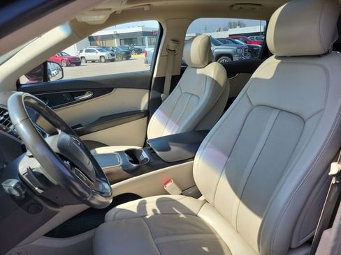 Used 2020 Lincoln Nautilus Reserve w/ Equipment Group 201A FWD image 7