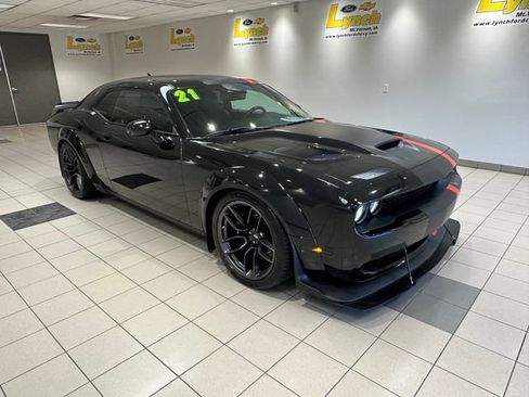 Used 2021 Dodge Challenger R/T Scat Pack RWD image 1