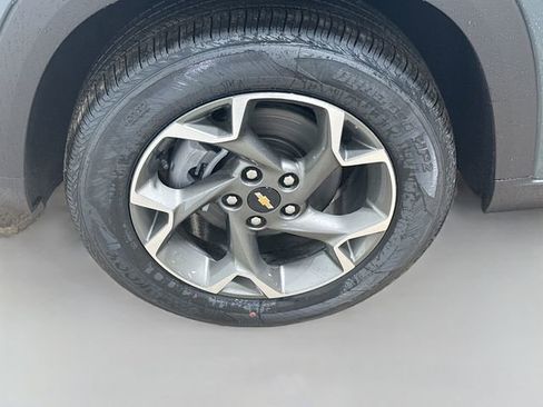 New 2026 Chevrolet Trax LT image 32