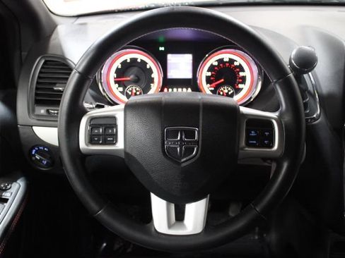 Used 2016 Dodge Grand Caravan R/T FWD image 29
