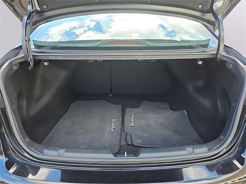 Used 2018 Kia Forte LX w/ LX Popular Package image 24