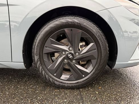 Used 2021 Hyundai Elantra SEL w/ Convenience Package image 12