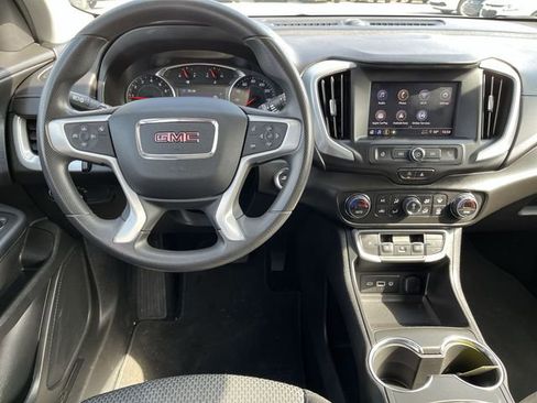 Used 2023 GMC Terrain SLE w/ Driver Convenience Package AWD/4WD image 12