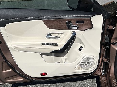 Used 2022 Mercedes-Benz CLA 250 CLA 250 image 20