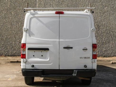 Used 2018 Nissan NV 1500 S RWD image 9