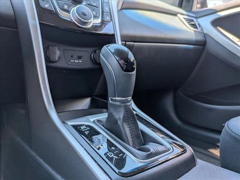 Used 2014 Hyundai Elantra GT FWD image 11