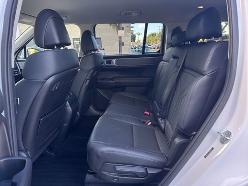 Used 2025 Hyundai Santa Fe SEL image 28