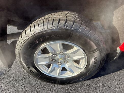 Used 2018 Chevrolet Silverado 1500 LT w/ All Star Edition image 23