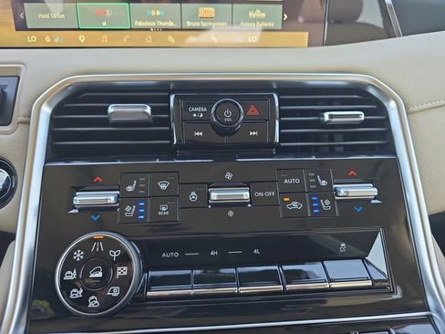 New 2026 Nissan Armada Platinum Reserve AWD/4WD image 4