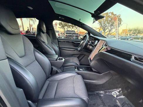 Used 2017 Tesla Model X P100D image 63
