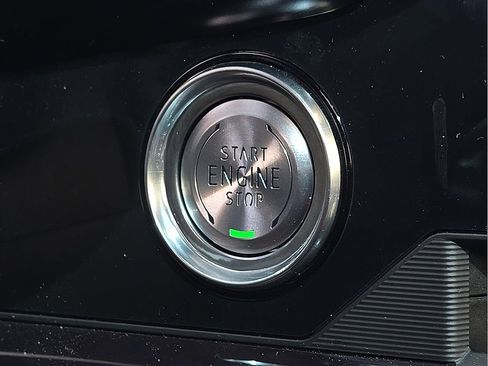 Used 2024 Chevrolet Corvette Stingray Premium Cpe w/ Z51 Performance Package image 12