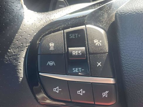 Used 2022 Ford Explorer ST w/ Equipment Group 401A AWD/4WD image 25
