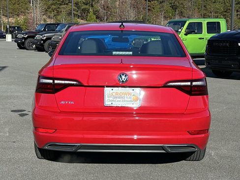 Used 2021 Volkswagen Jetta R-Line image 6