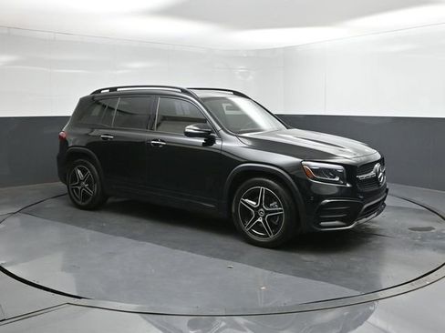 Used 2024 Mercedes-Benz GLB 250 image 17