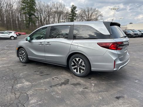 New 2026 Honda Odyssey EX-L image 5