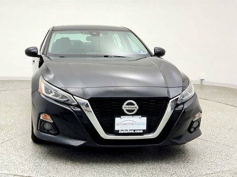Used 2019 Nissan Altima 2.5 SL image 2