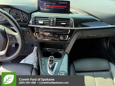 Used 2018 BMW 330i xDrive Sedan w/ Convenience Package AWD/4WD image 26