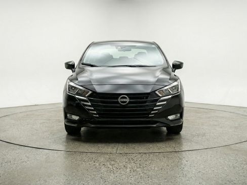 Used 2025 Nissan Versa SV FWD image 2