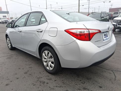 Used 2015 Toyota Corolla LE image 5