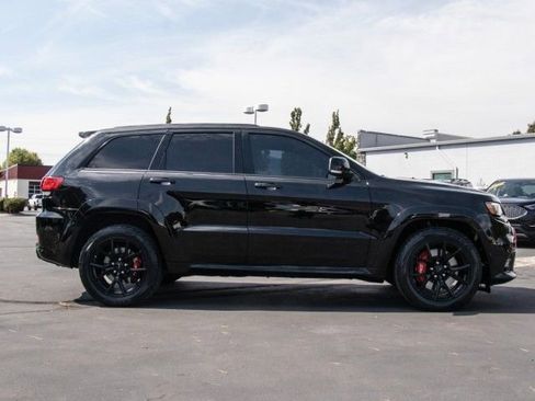 Used 2021 Jeep Grand Cherokee SRT w/ Trailer Tow Group IV image 8