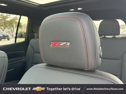 New 2026 Chevrolet Traverse Z71 w/ Driver Confidence Package AWD/4WD image 25