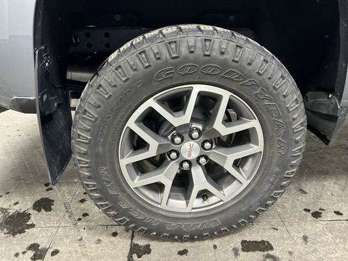 Certified 2021 GMC Canyon AT4 w/ Trailering Package image 32