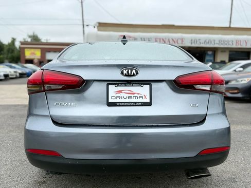 Used 2018 Kia Forte EX FWD image 4