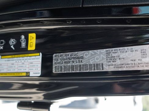 Used 2023 Jeep Wrangler Unlimited Sahara AWD/4WD image 42