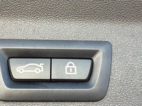 Used 2020 BMW X3 sDrive30i w/ Premium Package RWD image 12