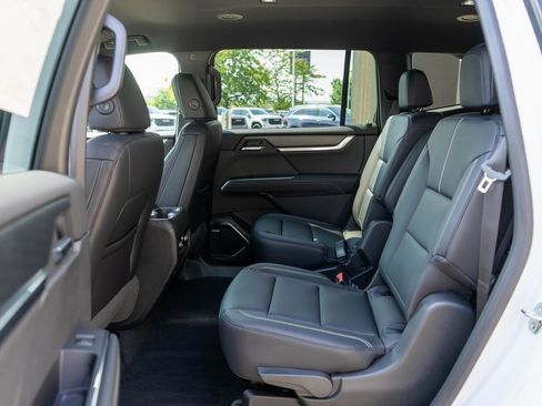 Used 2026 GMC Acadia Elevation w/ Black Edition image 13