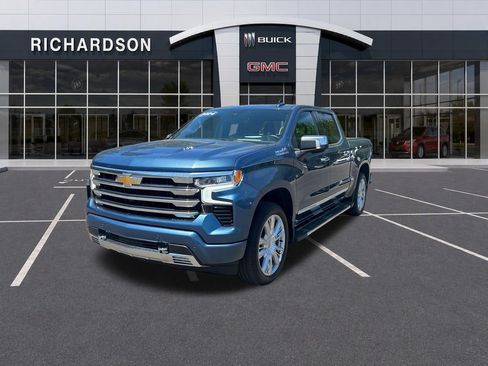 Used 2024 Chevrolet Silverado 1500 High Country w/ Technology Package AWD/4WD image 1
