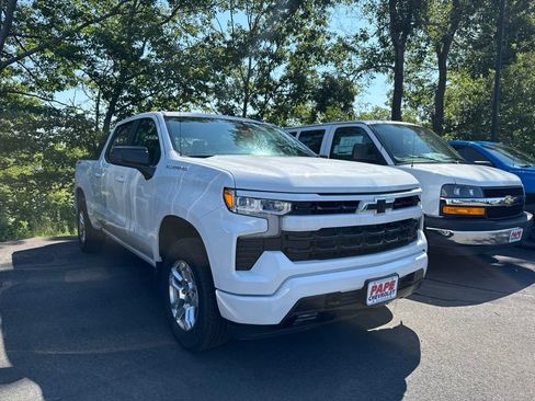 Used 2026 Chevrolet Silverado 1500 RST AWD/4WD image 2