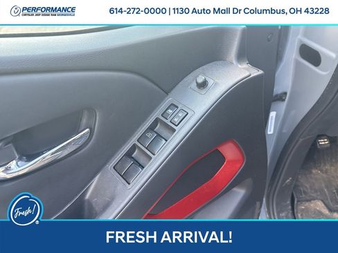 Used 2023 Nissan Frontier PRO-4X w/ Pro Convenience Package image 18