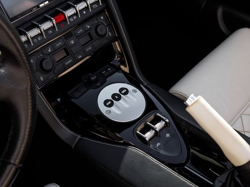 Used 2014 Lamborghini Gallardo LP 550-2 image 31